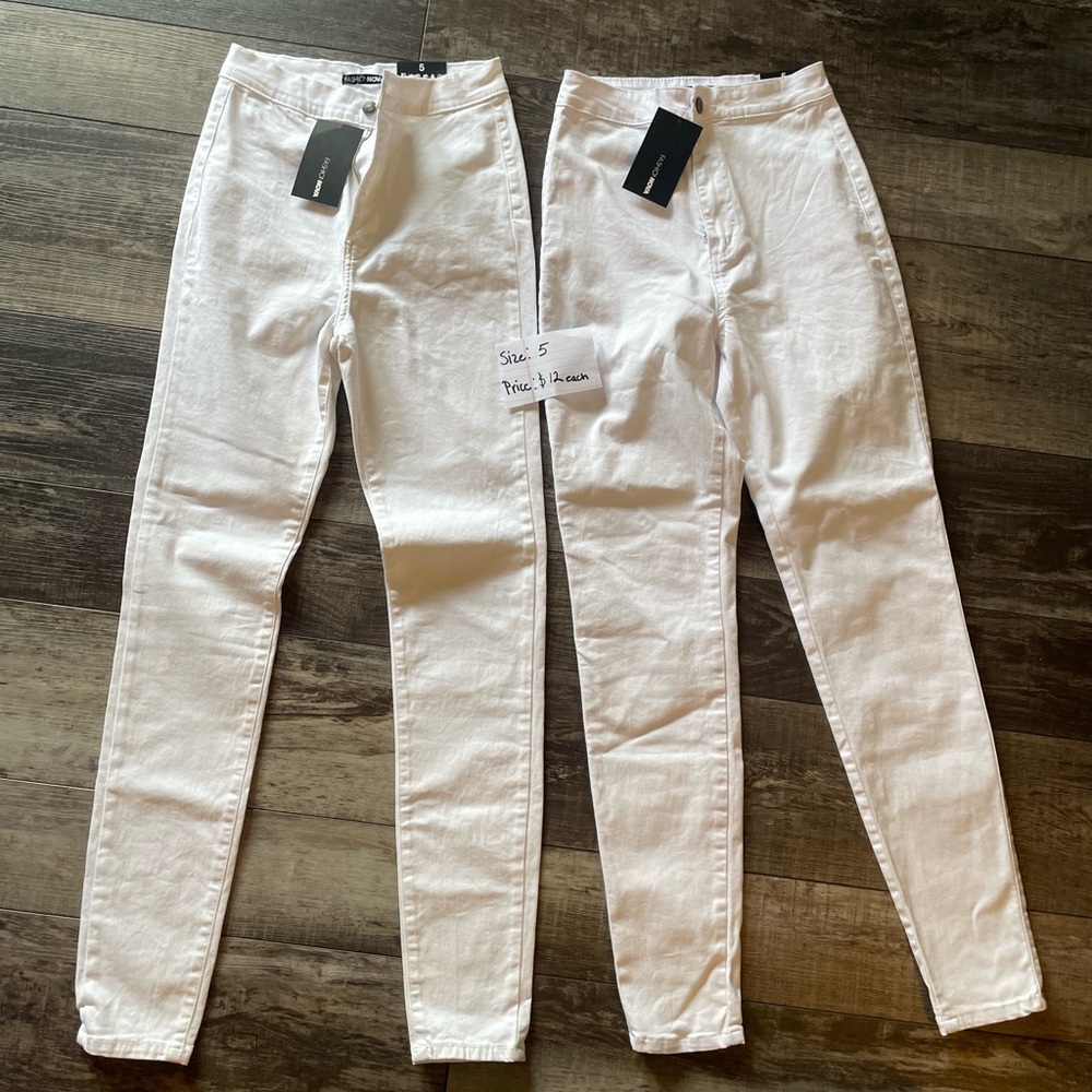 White High-Waisted Skinny Jeans